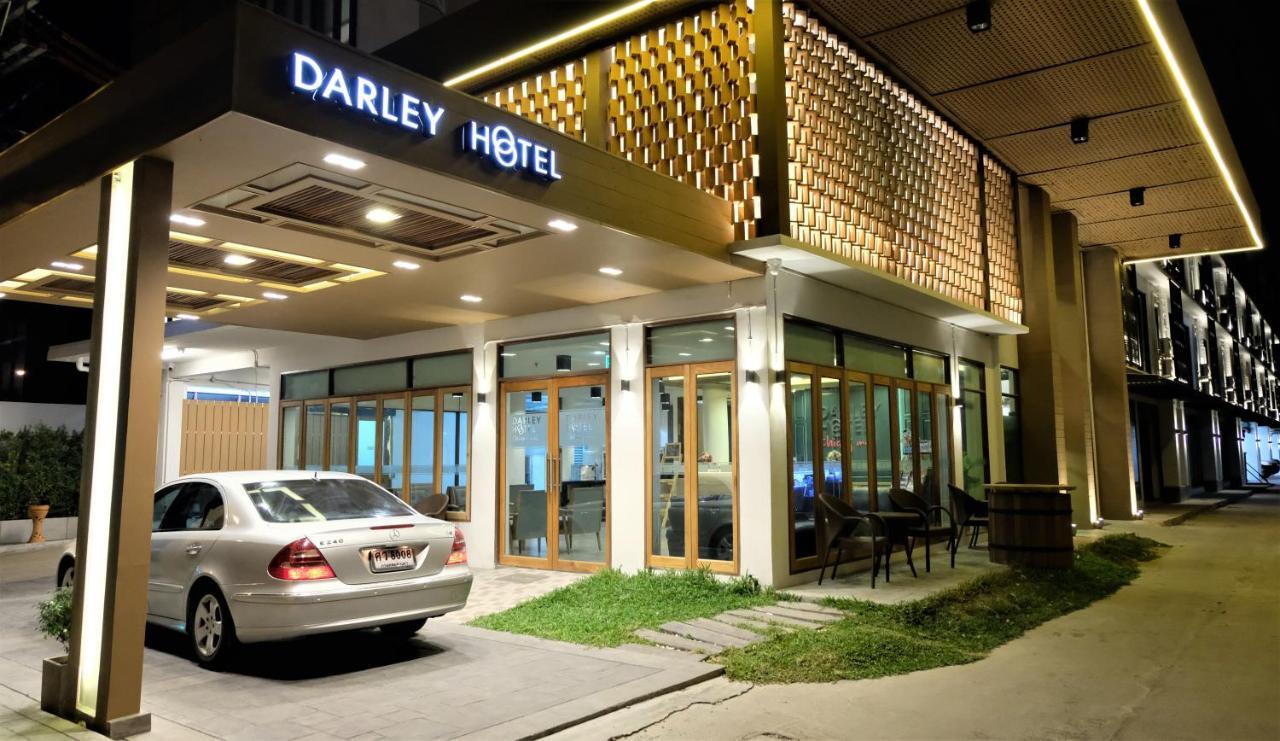 Darley Hotel Chiangmai Chiang Mai Exteriör bild